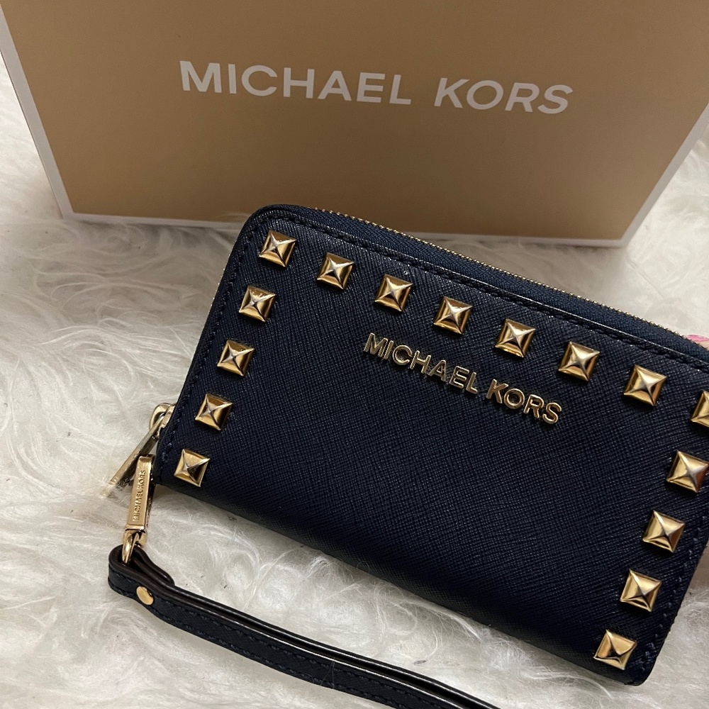 Michael Kors Wallet Wristlet (with box)
